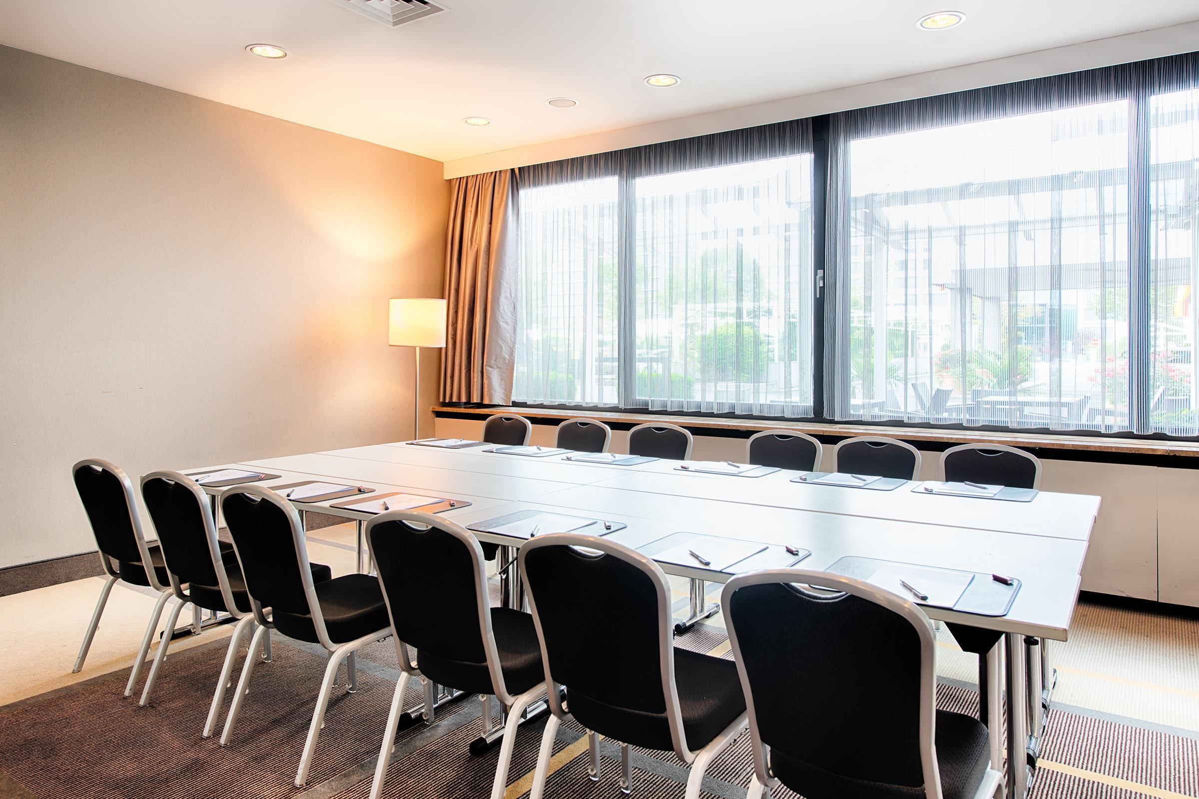 Hotel Crowne Plaza Frankfurt Congress By Ihg